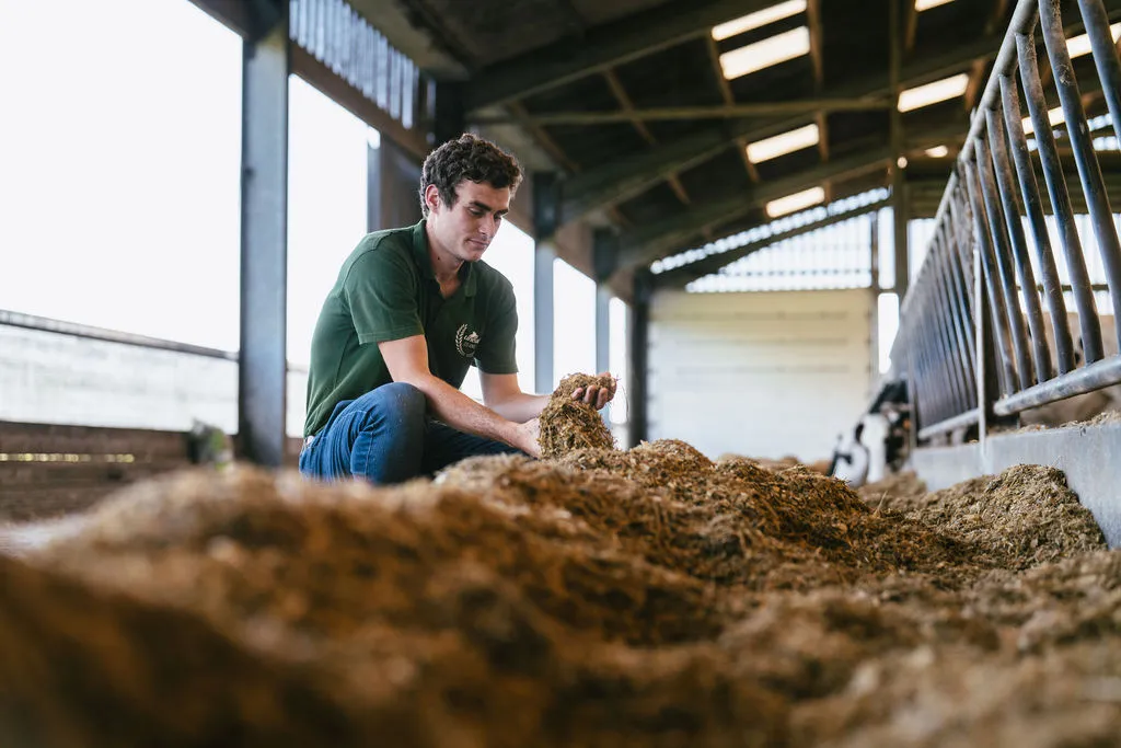 Participez à l'un de nos 5 bouts d’étable « Les bouts d’étable : piloter l’alimentation, de l’analyse à la ration ! »